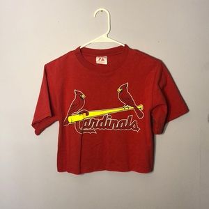 Small cropped cardinals shirt